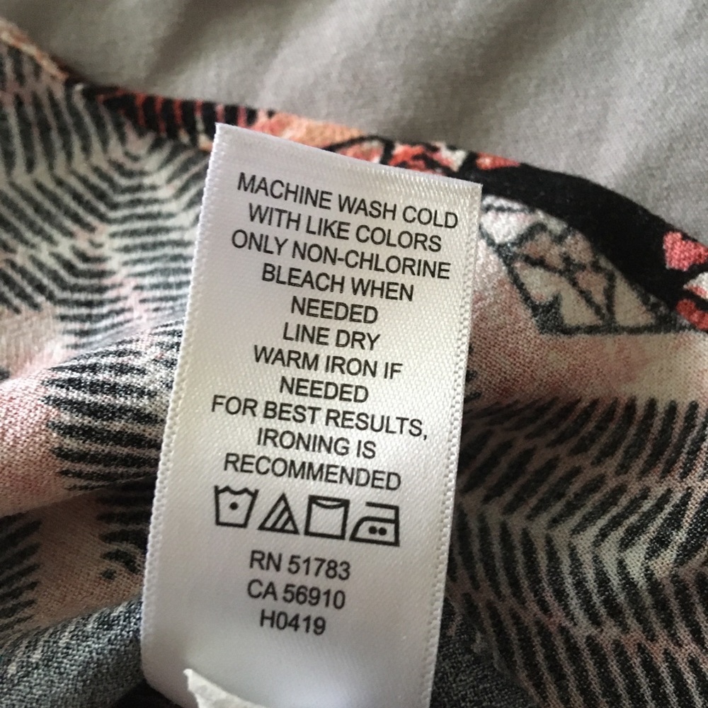 Blouse - Picture 8 of 9